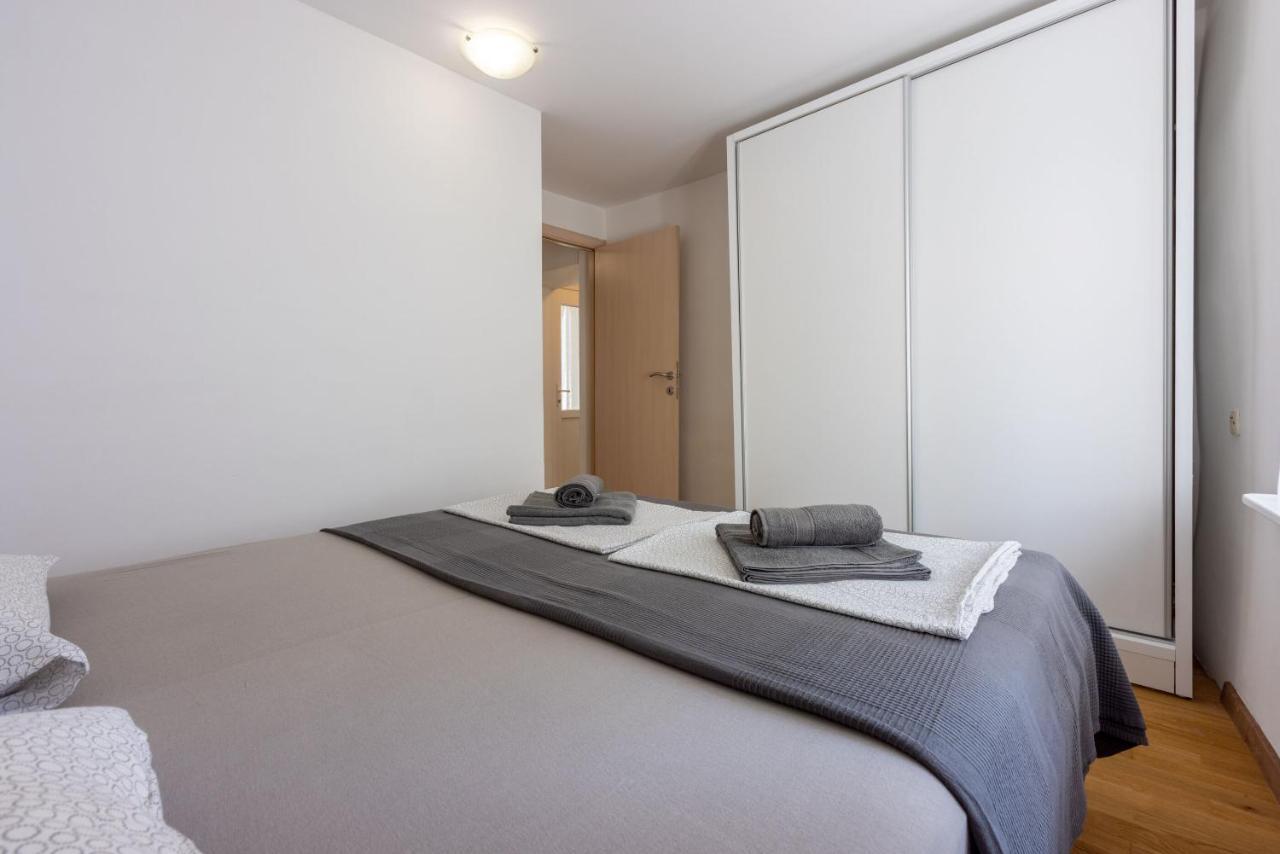 Apartment Robert ツリクヴェニツァ エクステリア 写真